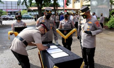 Sertijab-11-Kapolres,-Kapolda-NTT:Beri-Warna-Baru-dan-Terobosan-Kreatif-dalam-Harkamtibmas