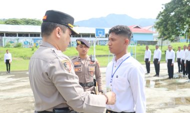 Kapolres-Ende-Pimpin-Upacara-Pembukaan-Pelatihan-Gada-Pratama-Satpam-Gelombang-II-2025