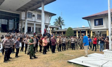 Kapolres-Ende-dan-Dandim-1602-Pimpin-Pengamanan-Aksi-Unjuk-Rasa-Damai-Aliansi-Mahasiswa