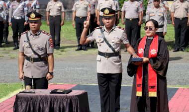 Tongkat-Estafet-Kasat-Lantas-Polres-Ende-Berpindah,-AKP-Royke-Weridity-Resmi-Bertugas-di-Bumi-Kelimutu