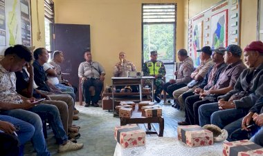 Sengketa-Teo-Tanda-di-Nduaria:-Polsek-Wolowaru-Mediasi-Pembangunan-Rumah-di-Atas-Lahan-Larangan-Adat