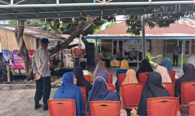 Polres-Ende-Gelar-Jumat-Curhat-di-Mbongawawo-Warga-Keluhkan-Masalah-Miras-Hingga-Knalpot-Brong