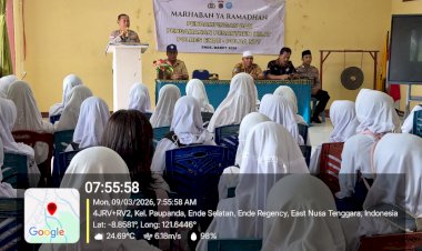 Polres-Ende-Gelar-Pesantren-Kilat-di-SMPN-1-Ende-Selatan:-Perkuat-Iman,-Bentengi-Remaja-dari-Narkoba