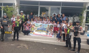 Polisi-Sahabat-Anak:-Sat-Lantas-Polres-Ende-Beri-Edukasi-Siswa-Siswi-Tk-Shandy-Putra