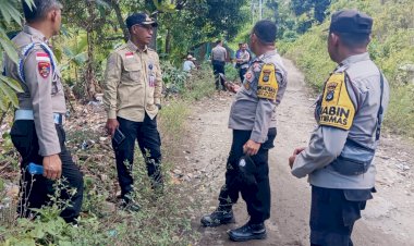 Personel-Polres-Ende-Polda-NTT-Amankan-Jalanya-Proses-Constatering-Gugat-Waris-di-Rukun-Lima
