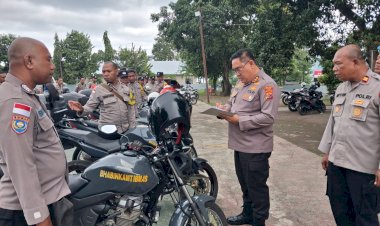 Pastikan-Pelayanan-Prima,-Kapolres-Ende-Cek-Langsung-59-Motor-Dinas-dan-Atribut-Kelengkapan-Bhabinkamtibmas