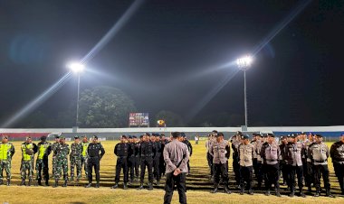 Semarak-Pembukaan-Piala-Bupati-Ende-Cup-U-23:-Polres-Ende-Bersama-Instansi-Gabungan-Amankan-Laga-Perdana