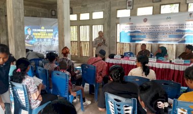 Sinergi-Wujudkan-Kabupaten-Layak-Anak,-Polsek-Wolowaru-dan-Pemkab-Ende-Edukasi-Warga-Desa-Liselowobora