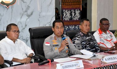Kapolda-NTT-dan-Gubernur-Sampaikan-Penanganan-Gempa-Flores:-Fokus-Evakuasi,-Data-Korban-dan-Cegah-Hoaks