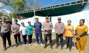 Aksi-Tanggap-Bencana-Polres-Ende,-Polsek-Wewaria-Disulap-Jadi-Puskesmas-Darurat-Pasca-Gempa-M-7,7-Flores