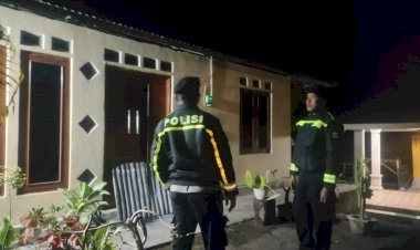 Polres-Ende-Polda-NTT-Terjunkan-Tim-Patroli-Malam,-Jaga-Rumah-Warga-yang-Ditinggal-Mengungsi-Akibat-Gempa-Bumi