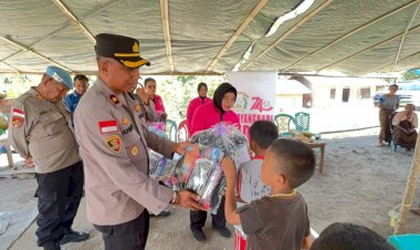 Ibu-Ketua-Umum-Bhayangkari-Terus-Salurkan-Bantuan-Sosial-dan-Layanan-Kesehatan-untuk-Korban-Gempa-di-Ende