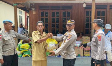Lurah-Rewarangga-Selatan-Apresiasi-Bantuan-Sembako-dari-Polres-Ende-dan-Bhayangkari