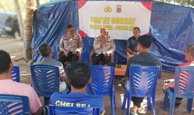 Lewat-Jumat-Curhat,-Satbinmas-Polres-Ende-Polda-NTT-Serap-Aspirasi-Warga-Kelurahan-Lokoboko-Kecamatan-Ndona