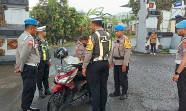 Sipropam-dan-Satlantas-Polres-Ende-Polda-NTT-Gelar-Operasi-Gaktiblin-Dukung-Operasi-Patuh-Turangga-2026