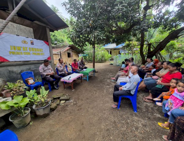 Gelar Kegiatan Jumat Curhat, Kapolsek Ende Serap Kritik dari Masyarakat Demi Perbaikan Pelayanan