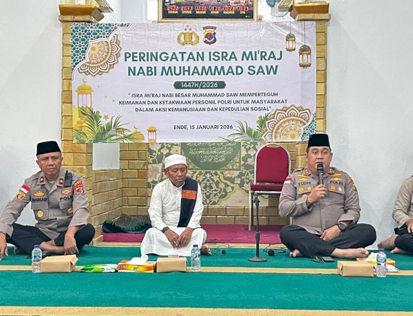 Peringati Hari Isra Mi'raj, Kapolres Ende: Jadikan Peringatan Isra Mi'raj Ini sebagai Momen Menambah Keimanan kita Melalui Ibadah Sholat