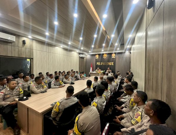 Tingkatkan Kualitas Pelayanan, Kapolres Ende Pimpin Analisa dan Evaluasi Kinerja Bhabinkamtibmas