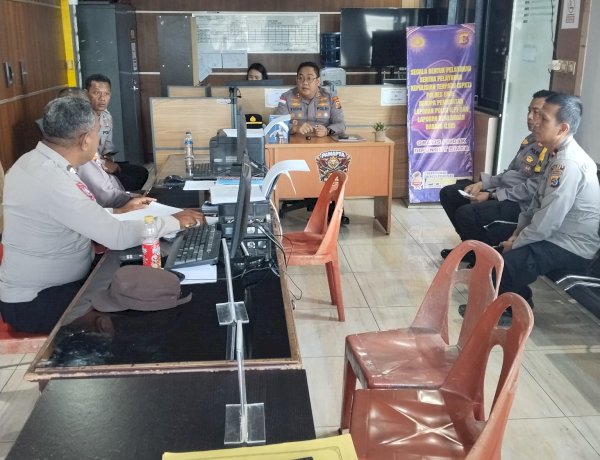 Kapolres Ende Sidak Ruangan SPKT, Pastikan Layanan 110 Aktif Tanpa Hambatan