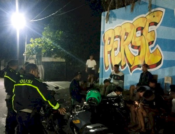 Jaga Kondusifitas Akhir Pekan, Sat Samapta Polres Ende Gelar Patroli Perintis Presisi hingga Dini Hari