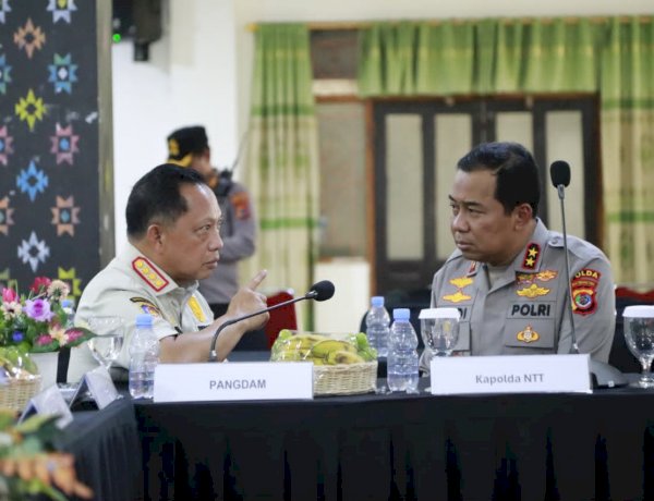 Polri dan Pemerintah Percepat Penanganan Dampak Gempa M 7,7 di Flores