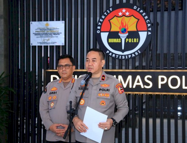 Hari Ke-6 Pascagempa, Polri Terus Bergerak: Brimob dan Bantuan Logistik Konsisten Dikirim ke NTT
