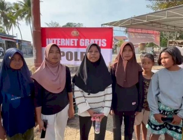 Hadirkan Internet Gratis Wontech38 di Tempat Pengungsian Maukaro, Kapolda NTT dapat Apresiasi dari Warga Terdampak Bencana