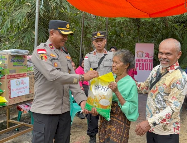 Bantuan Sosial Ibu Ketua Umum Bhayangkari Terus di Salurkan dan Layanan Kesehatan Bagi Korban Gempa di Tiwu Tewa Ende