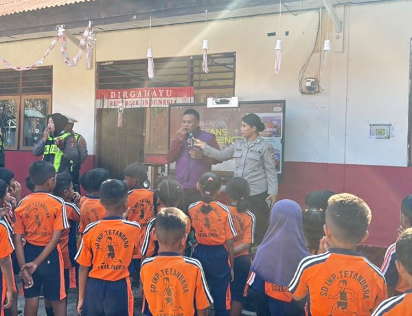 Polwan Polres Ende Polda NTT Gelar Trauma Healing, Keceriaan Siswa SD Inpres Tetandara Pecah