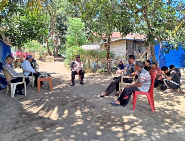 Satbinmas Polres Ende Polda NTT Dengarkan Langsung Suara Warga Lokoboko Pasca Gempa Flores