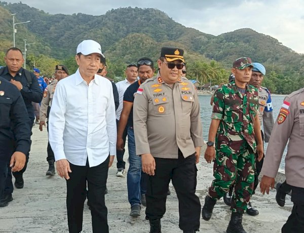 112 Personel Polres Ende Polda NTT Diterjunkan Amankan Kunjungan Kerja Presiden RI ke-7 ke Palue Kabupaten Sikka