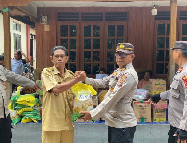 Lurah Rewarangga Selatan Apresiasi Bantuan Sembako dari Polres Ende dan Bhayangkari