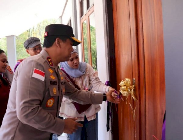 Wujud Nyata Kepedulian Pendidikan di NTT, Kapolda NTT Resmikan Revitalisasi SMPTK Imanuel Tuapakas