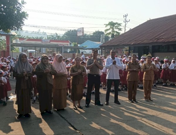 Polisi Peduli Pendidikan, Wakapolsek Ende Ajak Guru dan Murid Ciptakan Suasana Belajar Aman dan Nyaman