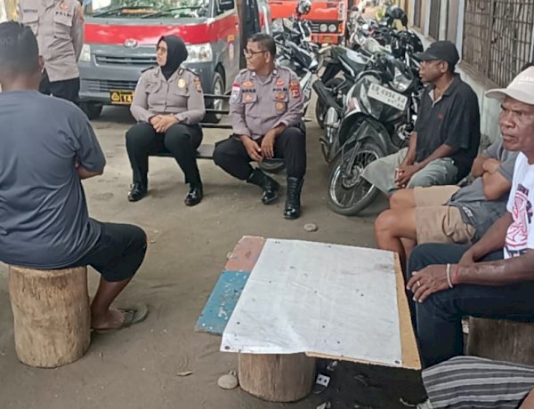 Serap Aspirasi Sopir Truk dan PikUp di Pangkalan, Anggota Satbinmas Polres Ende Terima Keluhan Judol dan Miras