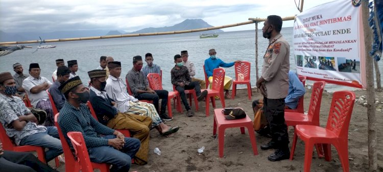 Kapolsek Pulau Ende Jalin Silaturahmi Bersama Warga Desa Aejeti