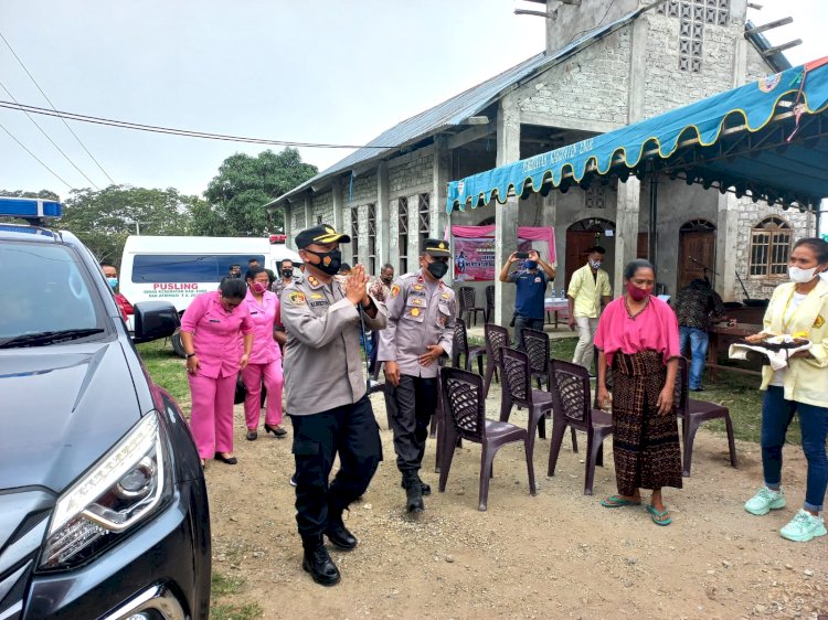 Gelar Vaksin Merdeka Trabas Polres Ende Sasar Daerah Pedalaman Di Desa Karirea Kecamatan Nangapanda