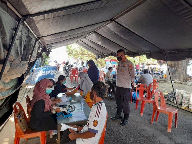 Kejar Target, Polres Ende Gencar Buka Gerai Vaksin TNI/Polri