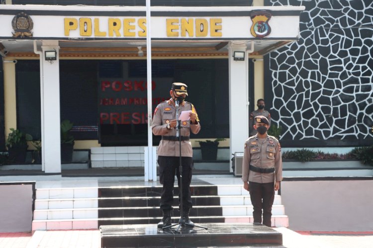 Wakapolres Ende Pimpin Apel Pergeseran Pasukan Pengamanan Pilkades Serentak Tingkat Kabupaten Ende