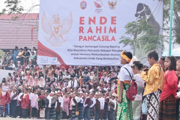 Menkopolhukkam Pimpin Upacara Peringatan Hari Lahir Pancasila di Lapangan Pancasila Ende
