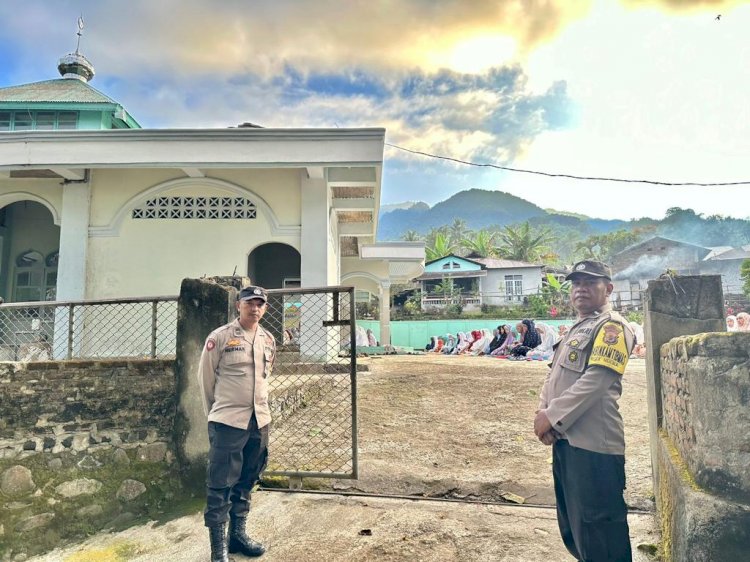 Polres Ende Amankan Pelaksanaan Ibadah Hari Raya Idul Adha 1444 H Di Seluruh Wilayah Kabupaten Ende