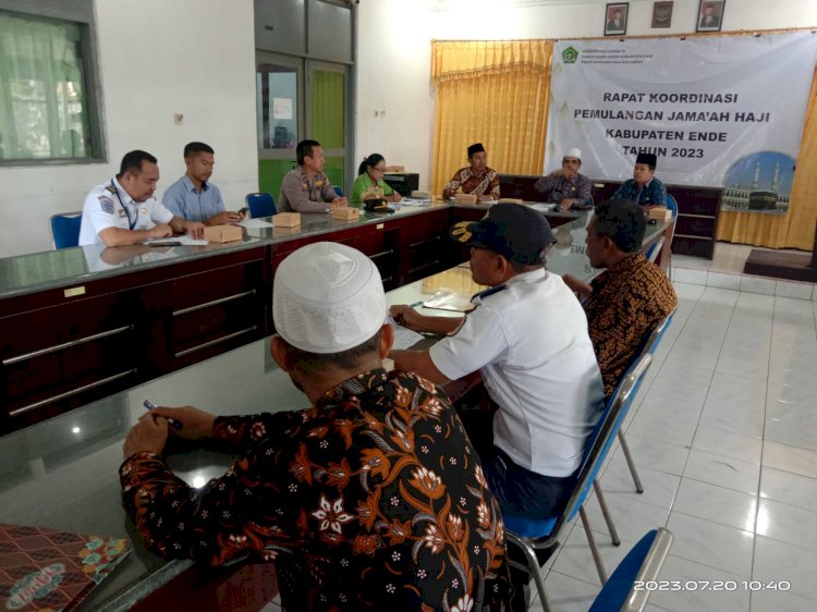 Kasubsi PIDM Sihumas Ipda Heru Sutaban Hadiri Rapat Koordinasi Pemulangan Jamaah Haji Kabupaten Ende Tahun 2023