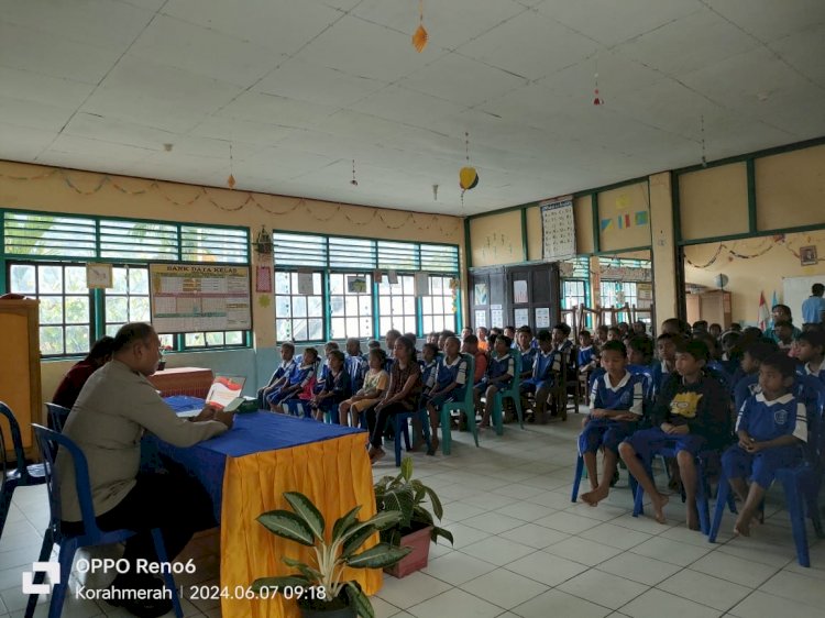 Cegah Kekerasan Terhadap Anak, Kapolsek Wolowaru Berikan Sosialisasi Anti Bullyng di SDK Wololele B