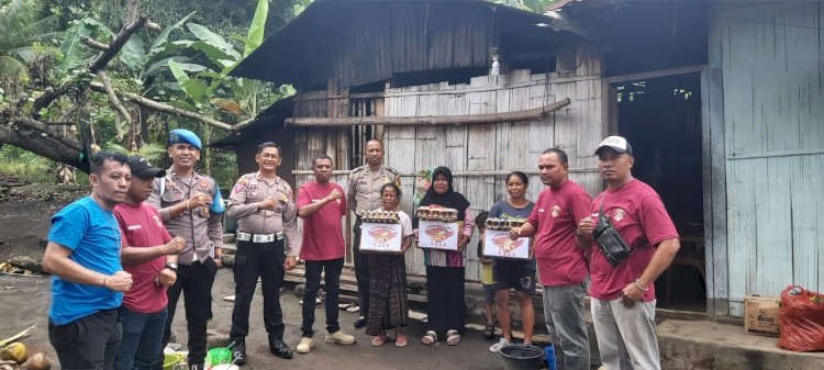 Pengabdian 20 Tahun Jadi Anggota Polri, Komunitas Zazg Ende Melakukan Kegiatan Sosial Kepada Warga