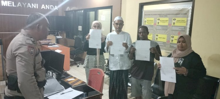 Piket SPKT Polres Ende Selesaikan Masalah Warga Dengan Restorative Justice