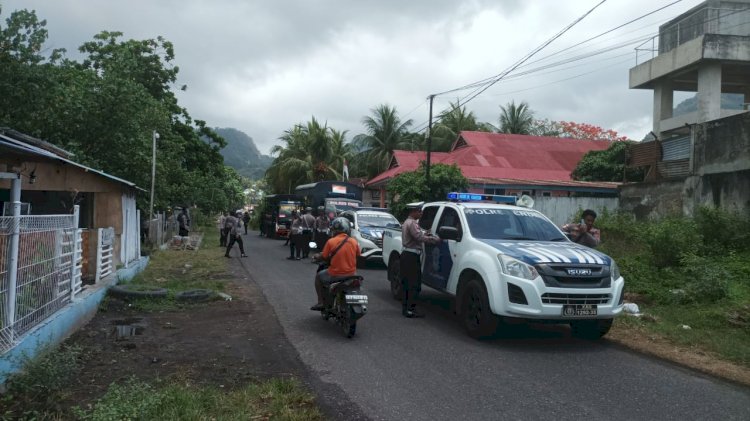 Ciptakan Kondisi Yang Aman Jelang Pelantikan Presiden dan Wakil Presiden, Polres Ende dan Polsek Jajaran Laksanakan Patroli Skala Besar