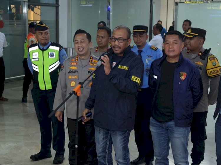 2 Pelaku Kasus Judi Online Libatkan Pegawai Komdigi Tiba Di Bandara Soetta