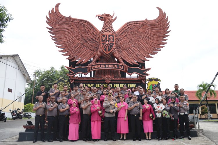 Polres Ende Gelar Upacara Kenaikan Pangkat Perwira Dan Bintara Polri Periode 1 Januari 2025