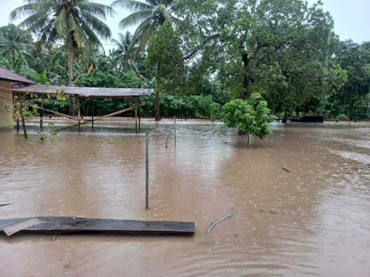 Wilayah Maukaro Diterjang Banjir, Kapolsek Maukaro Himbau Warga Untuk Tetap Waspada