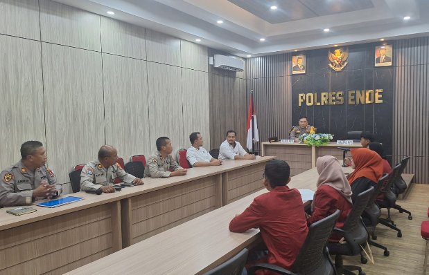 Kapolres Ende Melaksanakan Kegiatan Audiensi Dengan Ikatan Mahasiswa Muhammadiyah Ende, Jalin Kemitraan Menjaga Kamtibmas Dan Membangun Bangsa